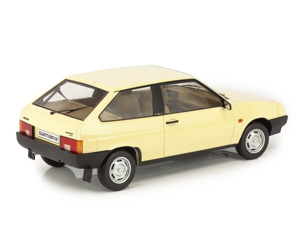 Lada Lada 2108 Samara 1987 - 1:18 - Premium Scale Models