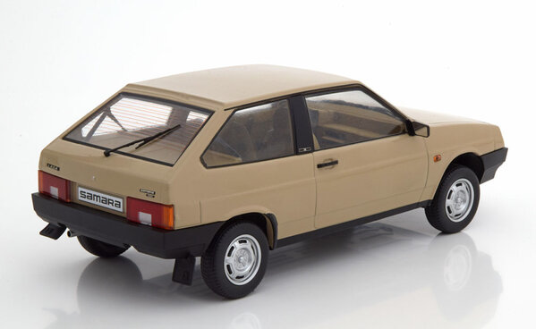 Lada Lada 2108 Samara 1986 - 1:18 - Premium Scale Models