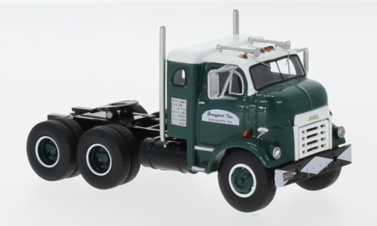 GMC GMC 950 'Cannonball' Sleeper Cab 1954 - 1:64 - Neo Scale Models GMC GMC 950 'Cannonball' Sleeper Cab 1954 - 1:64 - Neo Scale Models