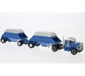 IHC IHC Fleetstar 2000-D + 2 Bottom Dump Trailers (Closed) 1963 - 1:64 - Neo Scale Models IHC IHC Fleetstar 2000-D + 2 Bottom Dump Trailers (Closed) 1963 - 1:64 - Neo Scale Models