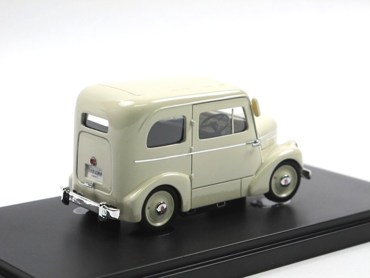 Nissan Nissan Tama E4S-47 Japan 1947 - 1:43 - Autocult Nissan Nissan Tama E4S-47 Japan 1947 - 1:43 - Autocult