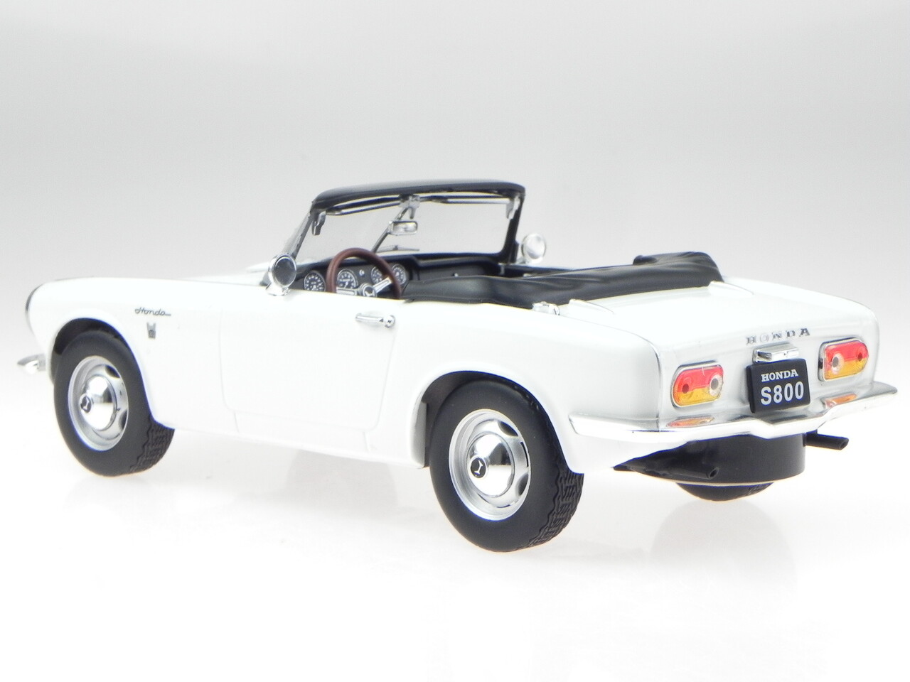 Honda Honda S800 - 1:18 - Triple 9 Collection