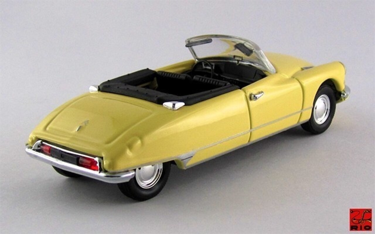 Citroen Citroen DS Cabriolet Usine by Henri Chapron 1961 - 1:43 - Rio