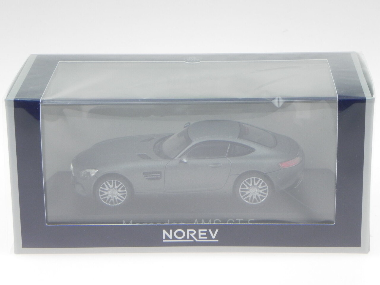 Mercedes-Benz Mercedes-Benz AMG GT S 2015 - 1:43 - Norev Mercedes-Benz Mercedes-Benz AMG GT S 2015 - 1:43 - Norev