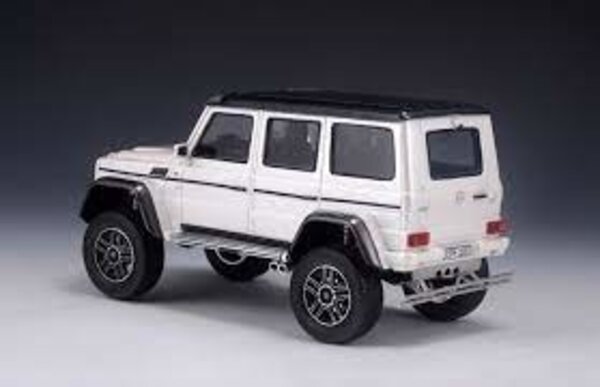 Mercedes-Benz Mercedes-Benz G-Class G500 4x4 2015 - 1:43 - GLM (Great Lighting Models) Mercedes-Benz Mercedes-Benz G-Class G500 4x4 2015 - 1:43 - GLM (Great Lighting Models)