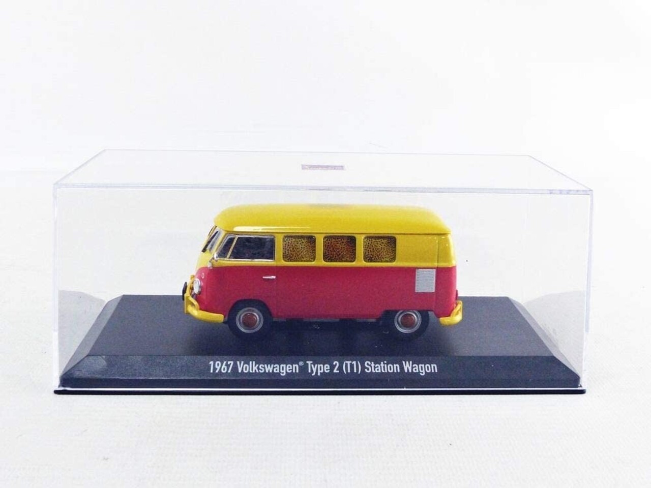 Volkswagen Volkswagen Type 2 (T1) Station Wagon 1967 - 1:43 - Greenlight Volkswagen Volkswagen Type 2 (T1) Station Wagon 1967 - 1:43 - Greenlight