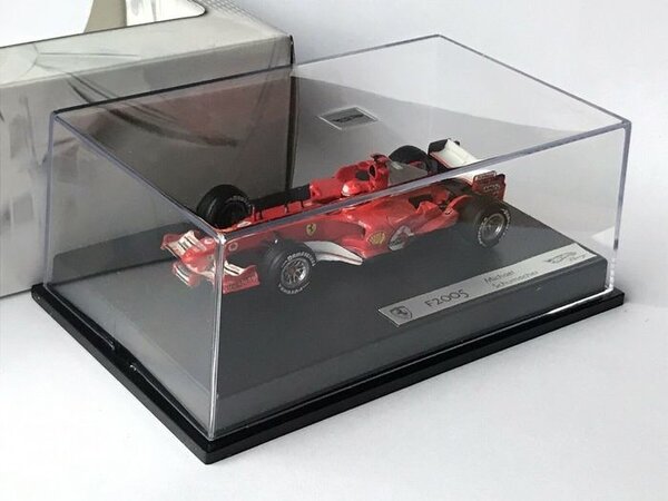 Formule 1 Ferrari F2005 Michael Schumacher - 1:43 - Hot Wheels Formule 1 Ferrari F2005 Michael Schumacher - 1:43 - Hot Wheels