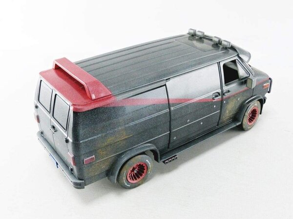 Movie Memorabilia GMC Vandura 'The A-Team' 1983 (Weathered Version) - 1:18 - Greenlight Movie Memorabilia GMC Vandura 'The A-Team' 1983 (Weathered Version) - 1:18 - Greenlight