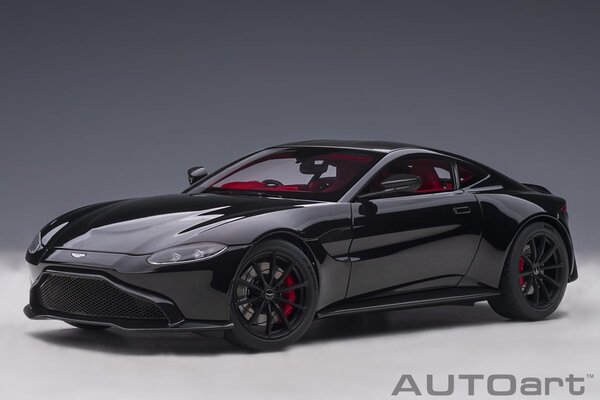 Aston Martin Aston Martin Vantage 2019 - 1:18 - AUTOart