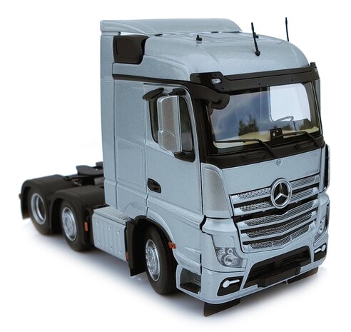 Mercedes-Benz Mercedes-Benz Actros Streamspace 6x2 - 1:32 - Marge Models