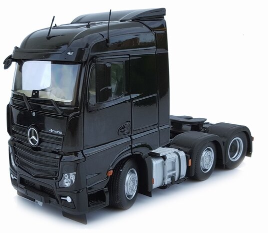 Mercedes-Benz Mercedes-Benz Actros Streamspace 6x2 - 1:32 - Marge Models