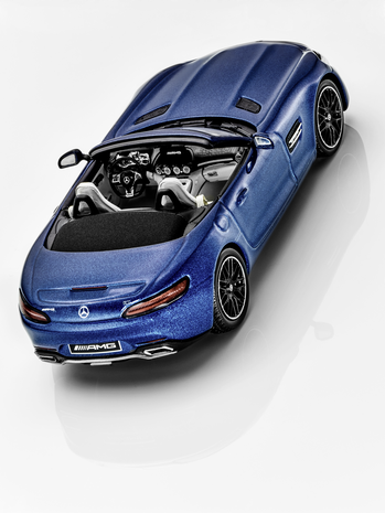 Mercedes-Benz Mercedes-Benz AMG GT Roadster - 1:43 - Spark Mercedes-Benz Mercedes-Benz AMG GT Roadster - 1:43 - Spark