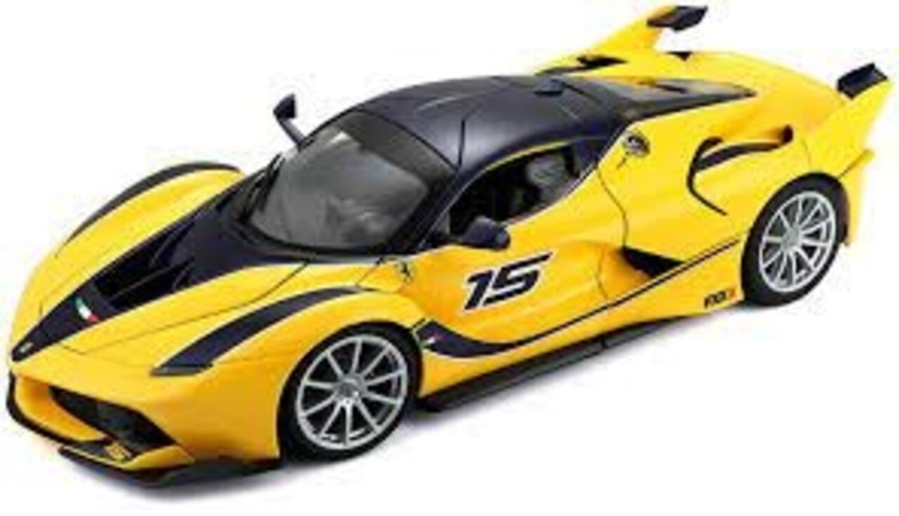 Ferrari Ferrari FXX K #15 2015 - 1:24 - Bburago Ferrari Ferrari FXX K #15 2015 - 1:24 - Bburago