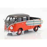 Volkswagen Volkswagen T1 (Type 2) Pick Up + Surfboard - 1:24 - Motor Max Volkswagen Volkswagen T1 (Type 2) Pick Up + Surfboard - 1:24 - Motor Max