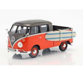 Volkswagen Volkswagen T1 (Type 2) Pick Up + Surfboard - 1:24 - Motor Max Volkswagen Volkswagen T1 (Type 2) Pick Up + Surfboard - 1:24 - Motor Max
