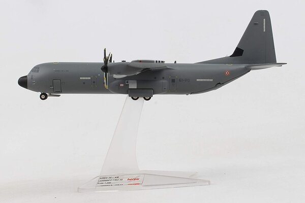 Lockheed Lockheed Martin C-130J-30 Super Hercules 'Orléans-Bricy Air Base' - 1:200 - Herpa
