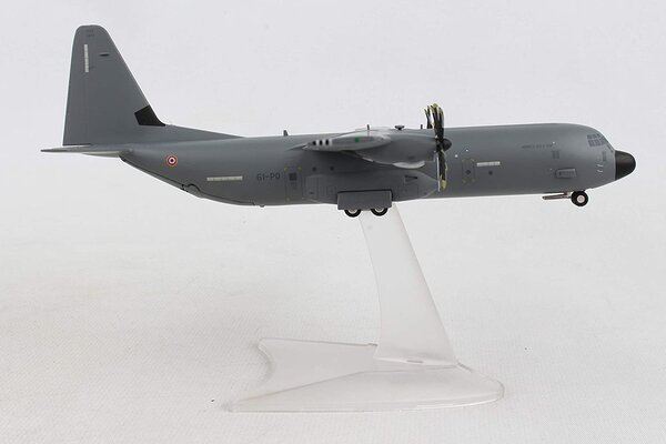 Lockheed Lockheed Martin C-130J-30 Super Hercules 'Orléans-Bricy Air Base' - 1:200 - Herpa