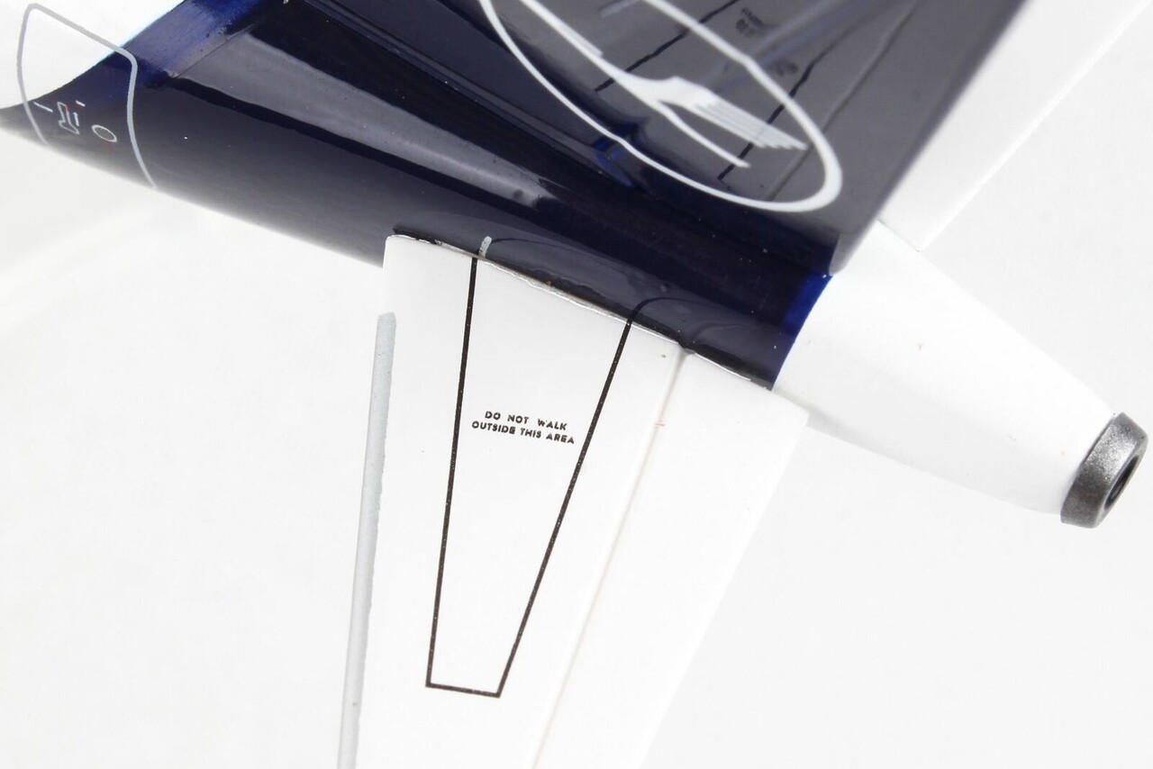 Airbus Airbus A320 'Lufthansa Say yes to Europe D-AIZG Sindelfingen' - 1:200 - Herpa Airbus Airbus A320 'Lufthansa Say yes to Europe D-AIZG Sindelfingen' - 1:200 - Herpa