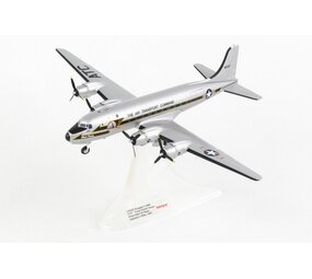 Douglas Douglas C-54M Skymaster 'U.S. Air Force Berlin Airlift 70th Anniversary 44-9030' - 1:200 - Herpa Douglas Douglas C-54M Skymaster 'U.S. Air Force Berlin Airlift 70th Anniversary 44-9030' - 1:200 - Herpa