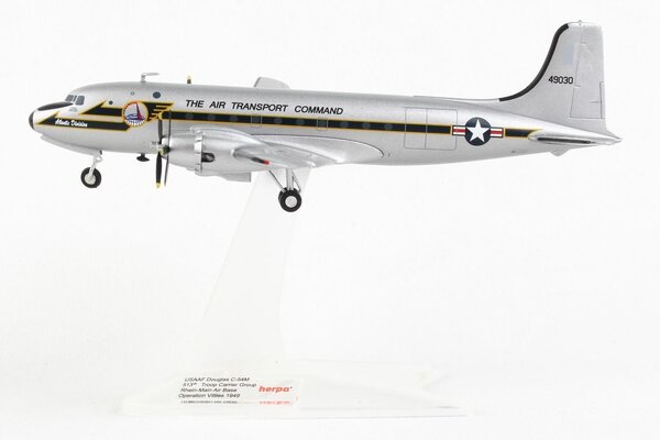 Douglas Douglas C-54M Skymaster 'U.S. Air Force Berlin Airlift 70th Anniversary 44-9030'  - 1:200 - Herpa