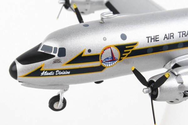 Douglas Douglas C-54M Skymaster 'U.S. Air Force Berlin Airlift 70th Anniversary 44-9030'  - 1:200 - Herpa