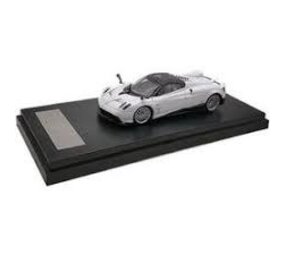 Pagani Pagani Huayra Roadster 2018 - 1:64 - LCD Model Pagani Pagani Huayra Roadster 2018 - 1:64 - LCD Model