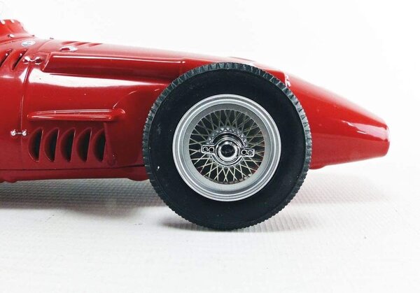 Formule 1 Maserati 250F #2 Winner GP Frankreich 1957 - 1:18 - CMR Classic Model Replicars Formule 1 Maserati 250F #2 Winner GP Frankreich 1957 - 1:18 - CMR Classic Model Replicars
