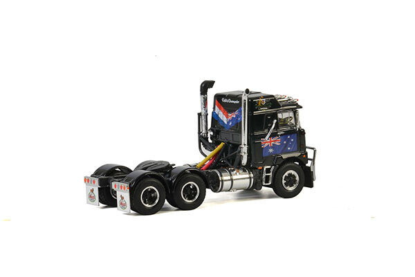 Mack Mack F700 Tractor 6x4 Right Hand Drive - 1:50 - WSI Models Mack Mack F700 Tractor 6x4 Right Hand Drive - 1:50 - WSI Models