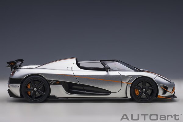 Koenigsegg Koenigsegg Agera RS 2015 - 1:18 - AUTOart Koenigsegg Koenigsegg Agera RS 2015 - 1:18 - AUTOart