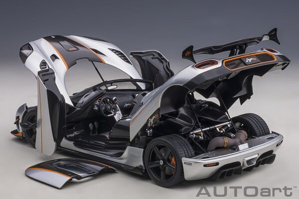 Koenigsegg Koenigsegg Agera RS 2015 - 1:18 - AUTOart Koenigsegg Koenigsegg Agera RS 2015 - 1:18 - AUTOart