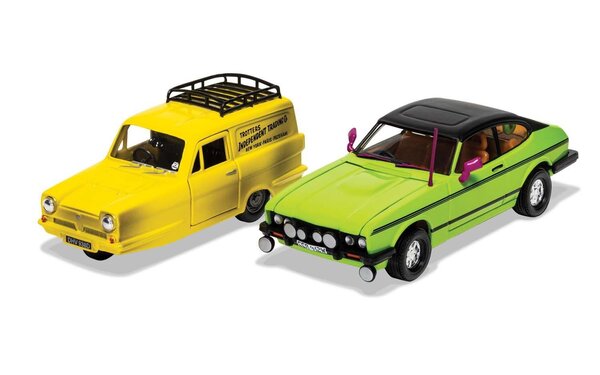 Movie Memorabilia Reliant Robin + Ford Capri Mk3 'Only Fools and Horses' - 1:36 - Corgi
