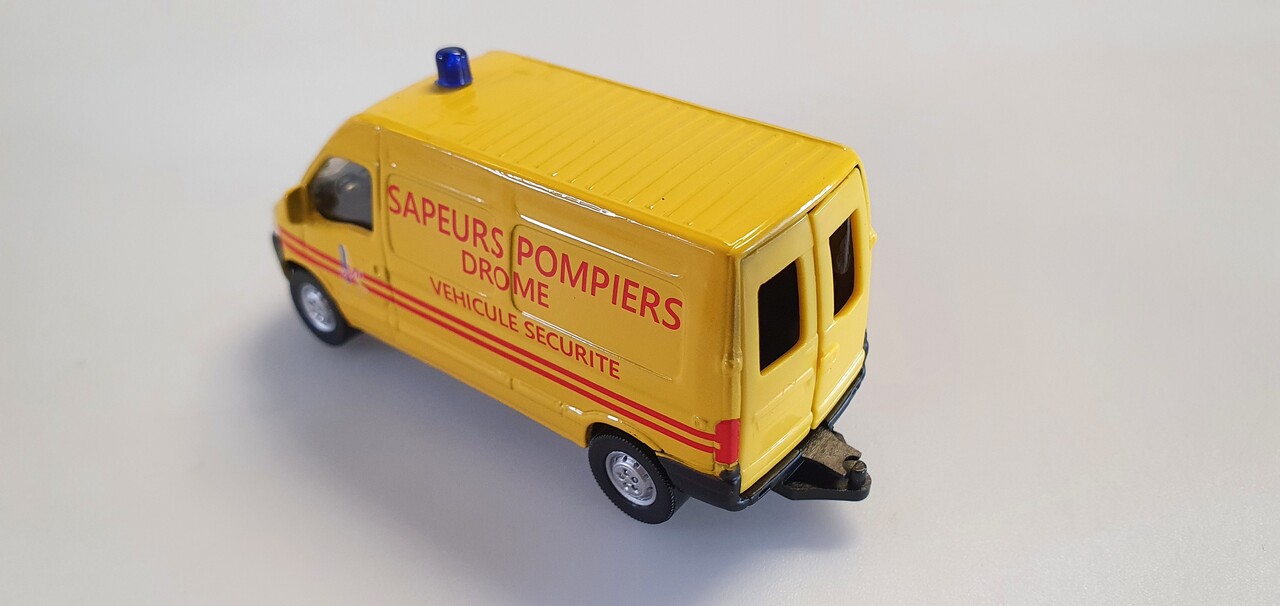 Renault Renault Sapeurs Pompiers Drome - 1:64 - Norev Renault Renault Sapeurs Pompiers Drome - 1:64 - Norev