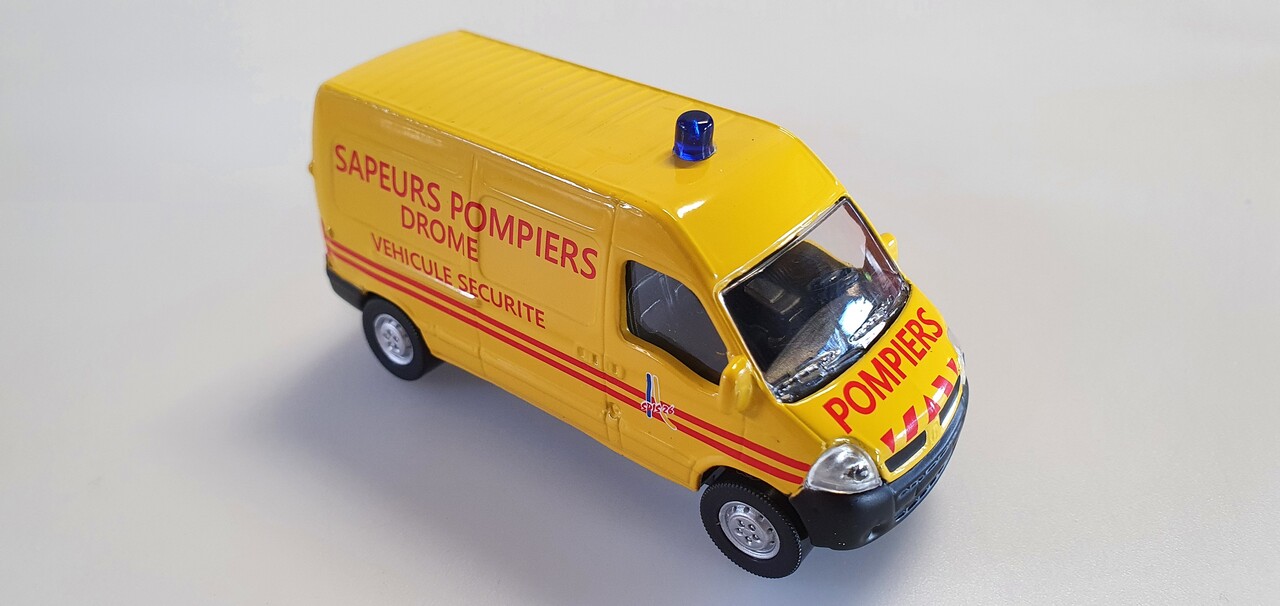 Renault Renault Sapeurs Pompiers Drome - 1:64 - Norev Renault Renault Sapeurs Pompiers Drome - 1:64 - Norev