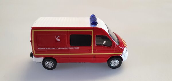 Renault Renault Vehicule De Secours Et Dássistance Aux Victimes - 1:64 - Norev