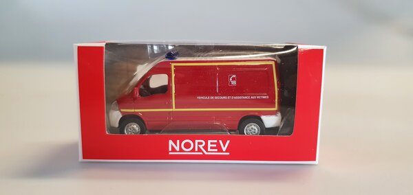 Renault Renault Vehicule De Secours Et Dássistance Aux Victimes - 1:64 - Norev