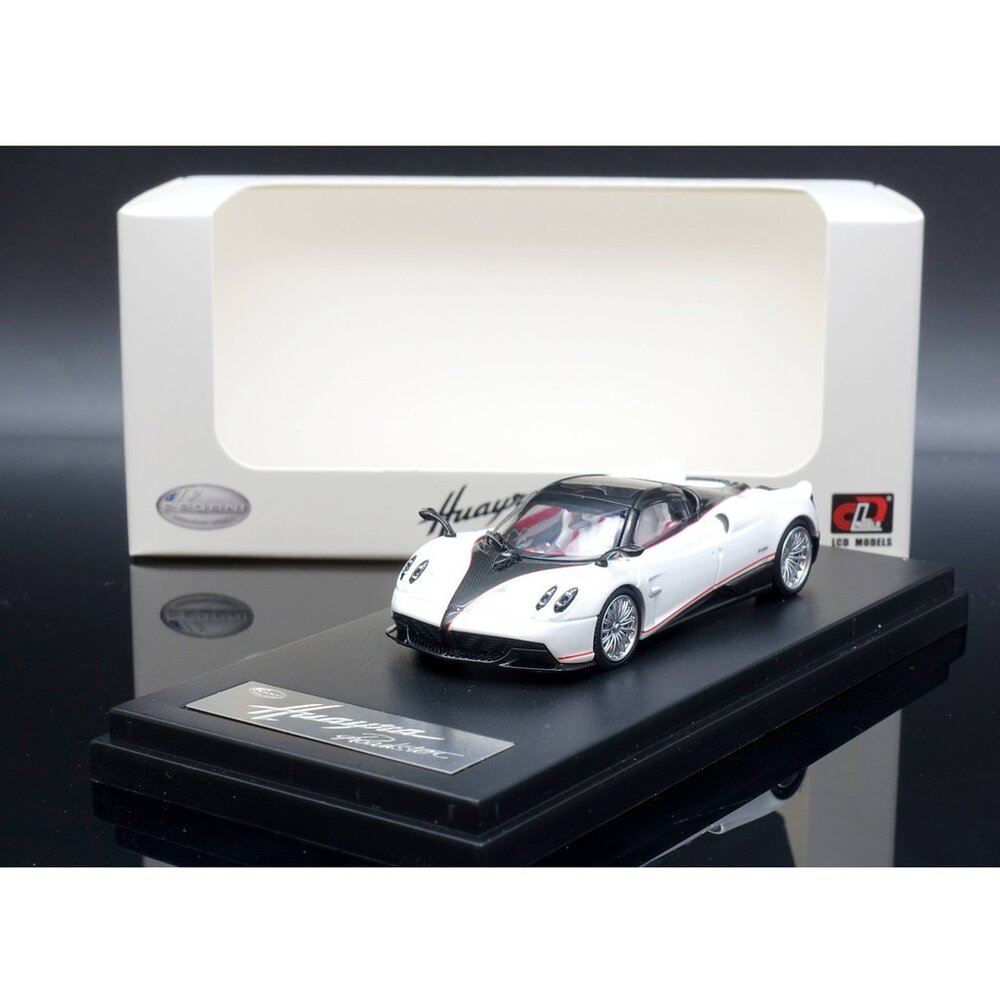 Pagani Pagani Huayra Roadster 2018 - 1:64 - LCD Model