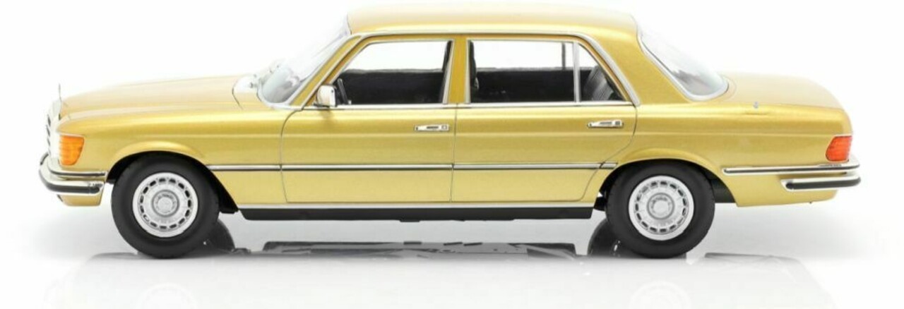 Mercedes-Benz Mercedes-Benz S-Class W116 450 SEL 6.9 - 1:18 - iScale