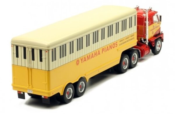 International International Harvester DCOF-405 'Yamaha Pianos' 1959 - 1:43 - IXO Models
