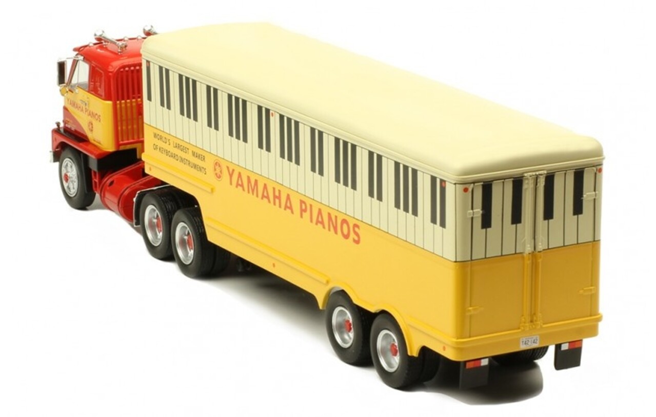International International Harvester DCOF-405 'Yamaha Pianos' 1959 - 1:43 - IXO Models