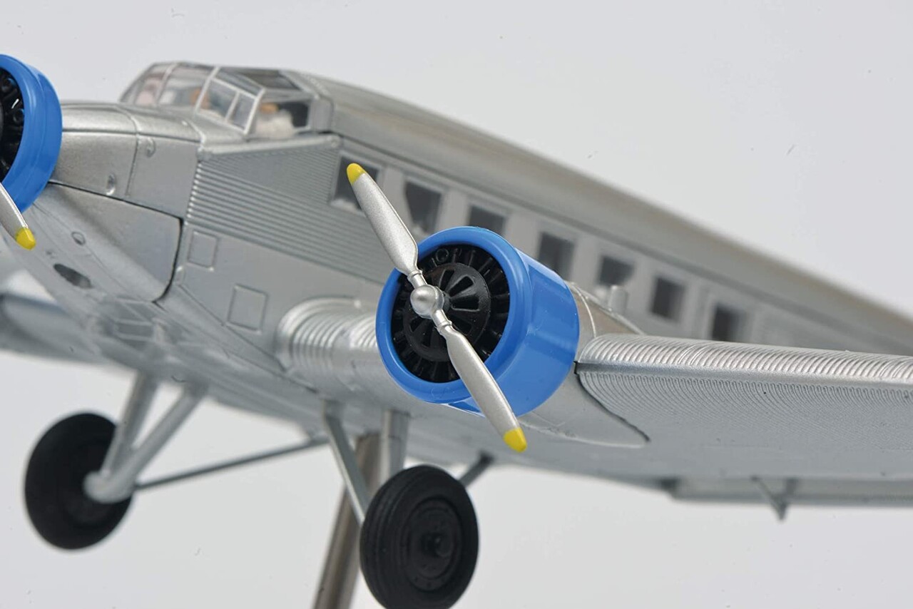 Junkers Junkers Ju52/3m "Schweizer Luftwaffe" - 1:72 - Schuco Junkers Junkers Ju52/3m "Schweizer Luftwaffe" - 1:72 - Schuco