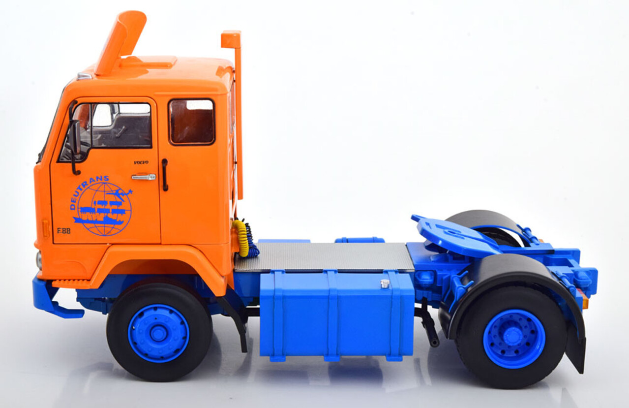 Volvo Volvo F88 'Deutrans' - 1:18 - Road Kings
