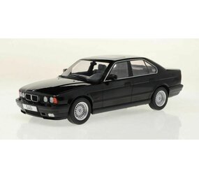 BMW BMW 5-Series (E34) - 1:18 - Modelcar Group BMW BMW 5-Series (E34) - 1:18 - Modelcar Group