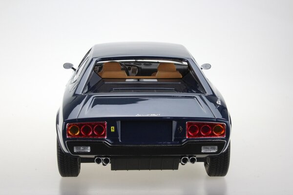 Dino Dino 308 GT4 - 1:12 - Top Marques Collectibles