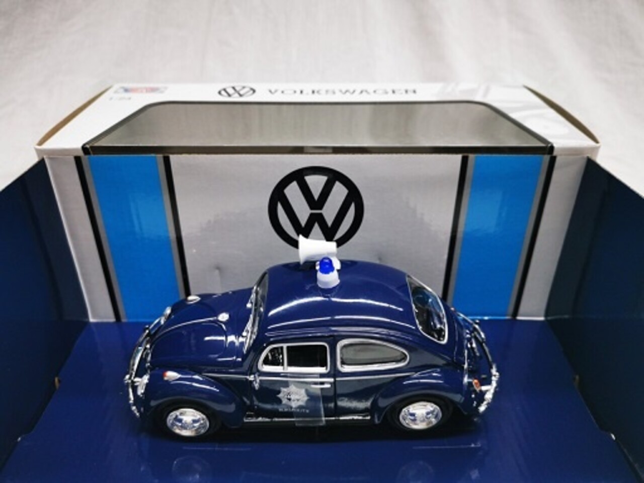 Volkswagen Volkswagen Beetle 'Politie' (NL) 1966 - 1:24 - Motor Max