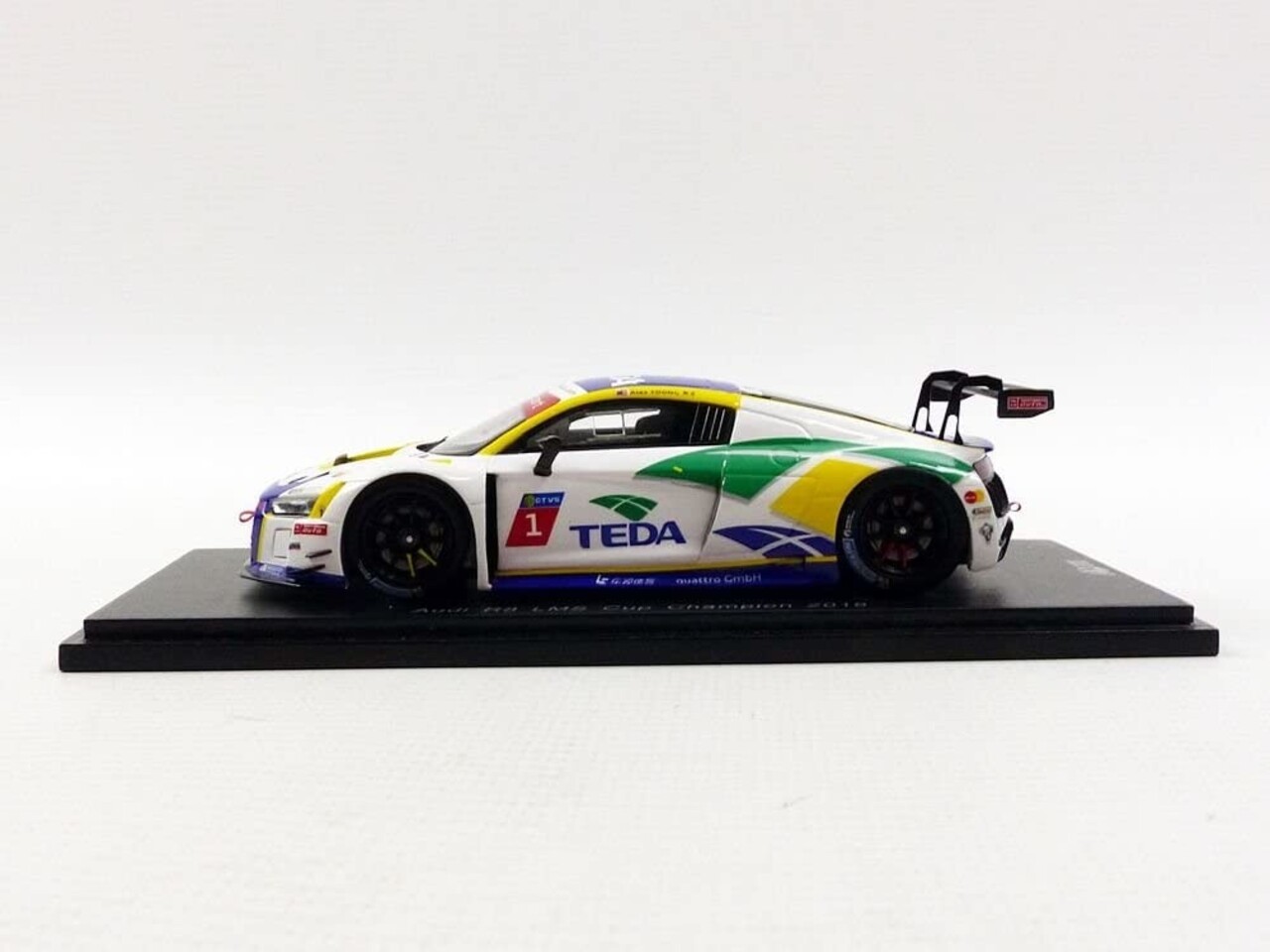 Audi Audi R8 LMS Cup Champion 2016 - 1:43 - Spark