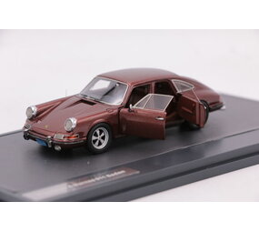 Porsche Troutman & Barnes 911 Sedan 1972 - 1:43 - Matrix Scale