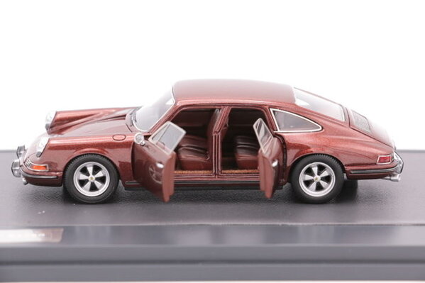 Porsche Troutman & Barnes 911 Sedan 1972 - 1:43 - Matrix Scale