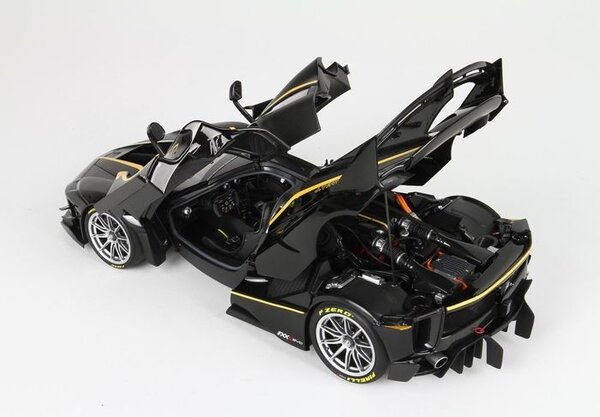 Ferrari Ferrari FXXK EVO #44 - 1:18 - BBR Ferrari Ferrari FXXK EVO #44 - 1:18 - BBR