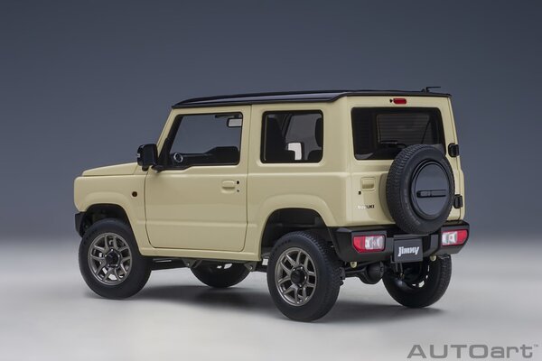 Suzuki Suzuki Jimny (JB64) Black Roof - 1:18 - AUTOart Suzuki Suzuki Jimny (JB64) Black Roof - 1:18 - AUTOart