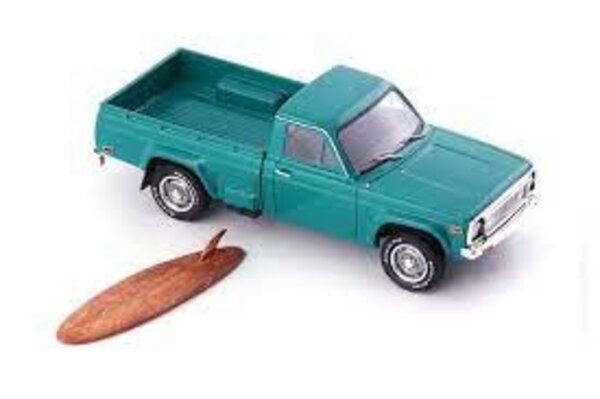 Mazda Mazda Rotary Pick-Up + Surfboard Japan 1974 - 1:43 - Autocult Mazda Mazda Rotary Pick-Up + Surfboard Japan 1974 - 1:43 - Autocult